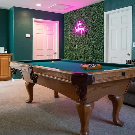 Large 3Br King Suite Moments Away From Strip